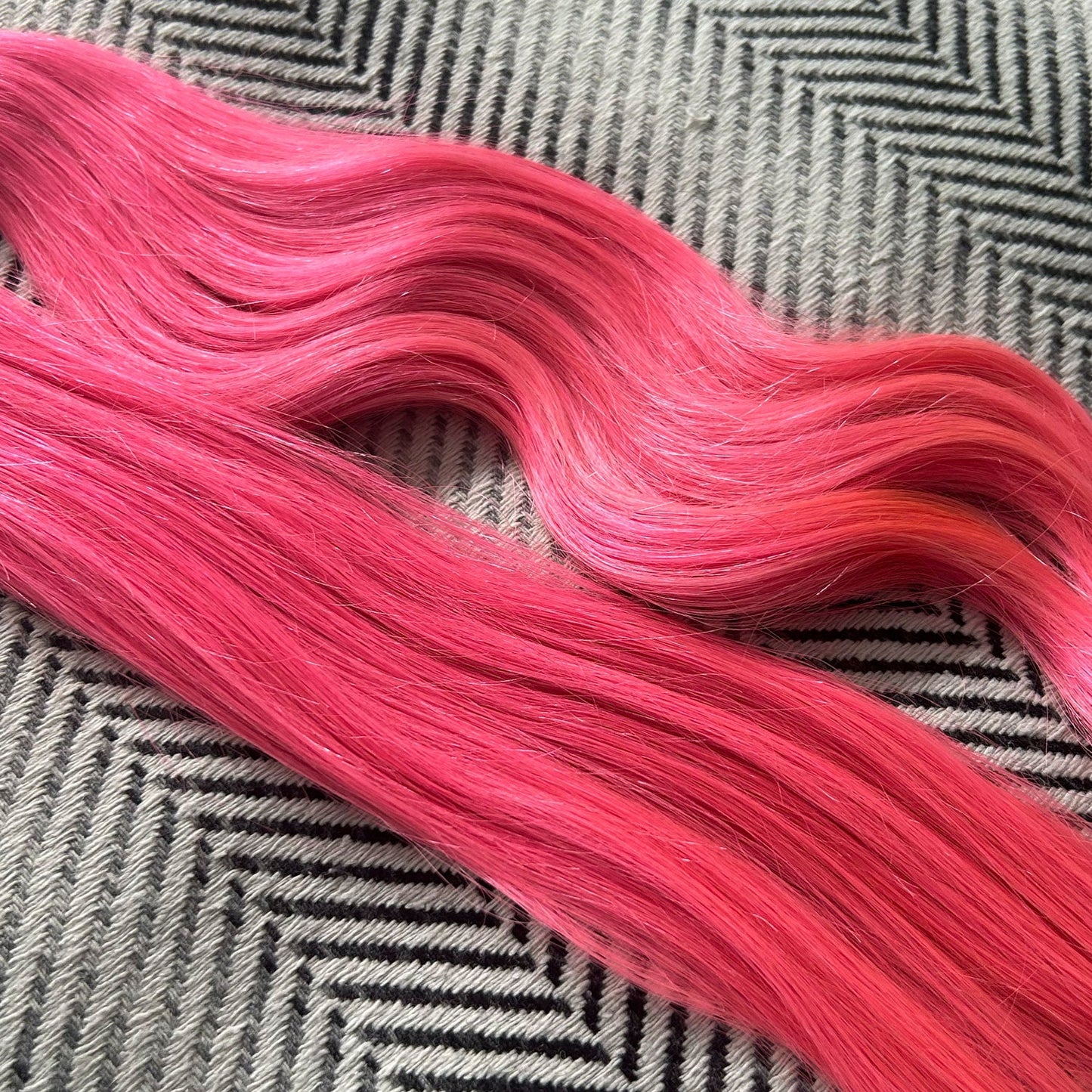 Tape Hair Extensions Pink